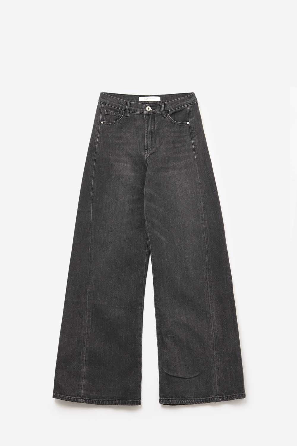 Black Faded Wide-Leg Vintage Wash Jeans - Premium variable from Tooksie - Just $79.90! Shop now at Tooksie