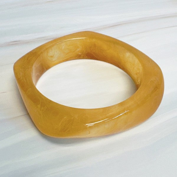 Modern Retro Sculpted Square Resin Bangle - Premium variable from Tooksie - Just $14.99! Shop now at Tooksie