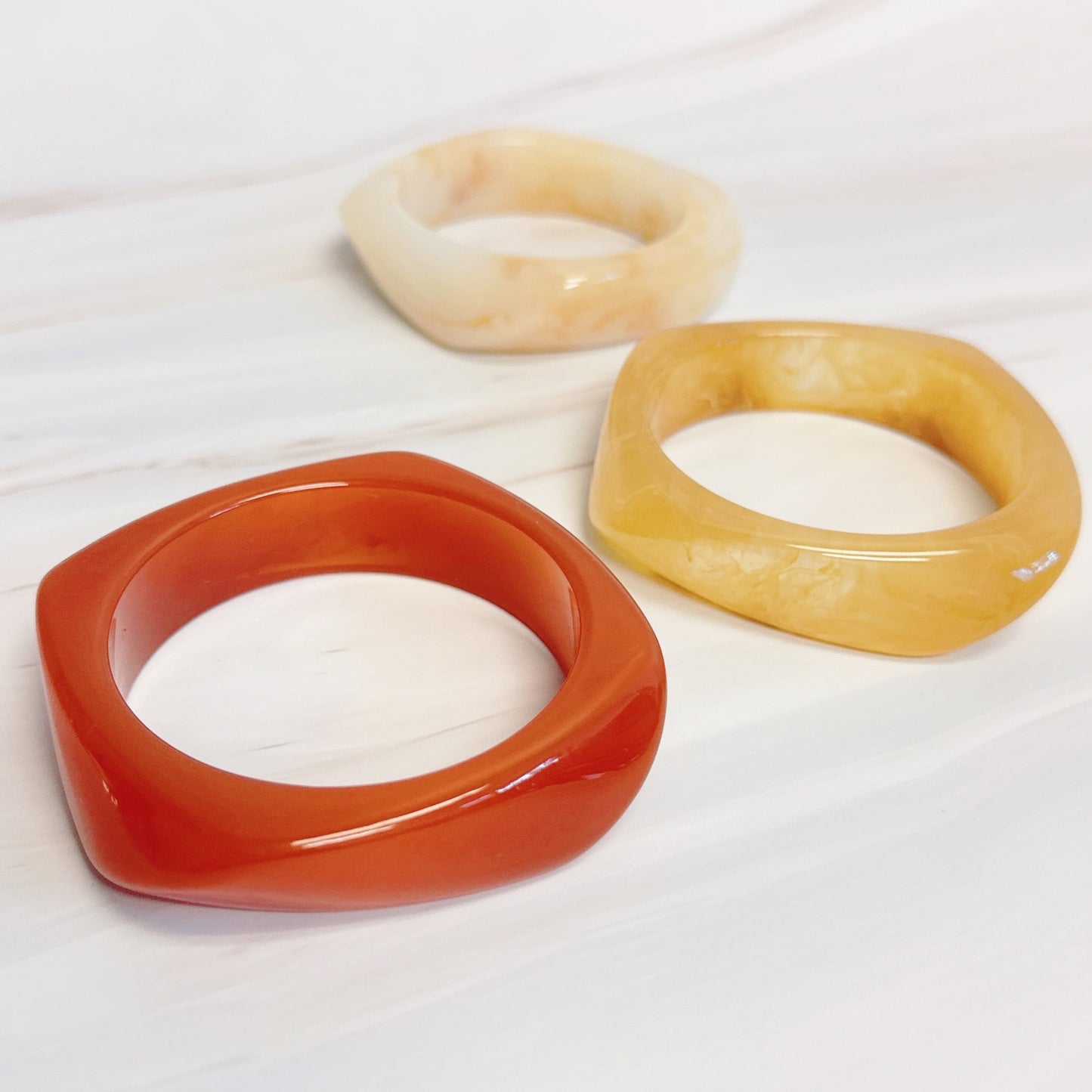 Retro Sculpted Square Resin Bangle - Premium variable from Tooksie - Just $13.99! Shop now at Tooksie