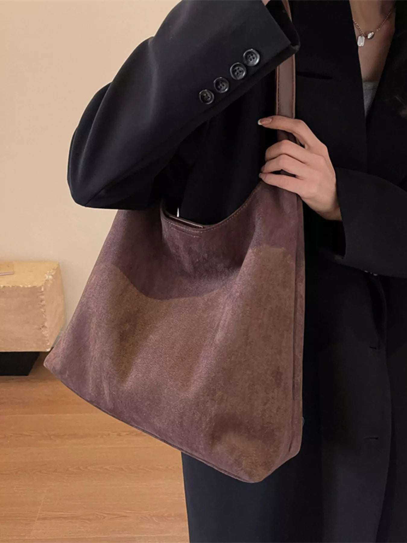 The Luxe Slouch Carryall - Premium variable from Tooksie - Just $30.99! Shop now at Tooksie